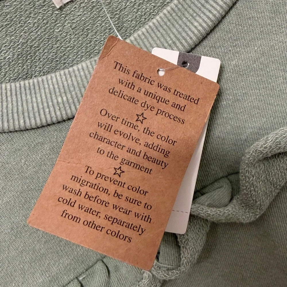 T.LA Anthropologie Green Distressed Ruffle Pullover Sweatshirt size‎ large NWT